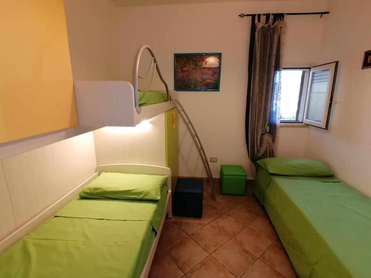 Case Vacanze Vista Mare ตอร์เรปาลี ภายนอก รูปภาพ